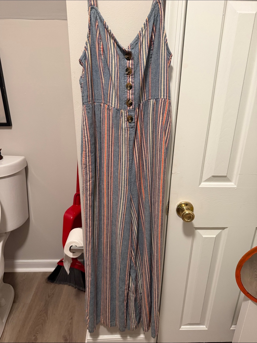 Jeans Subcategory Identification - Picture 1 of 4